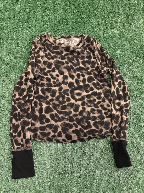 Tops - Leopard Print Long Sleeve Knit Top - Brown Black
